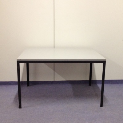 TABLE 1/3 2/3 – Victoria Möbeln